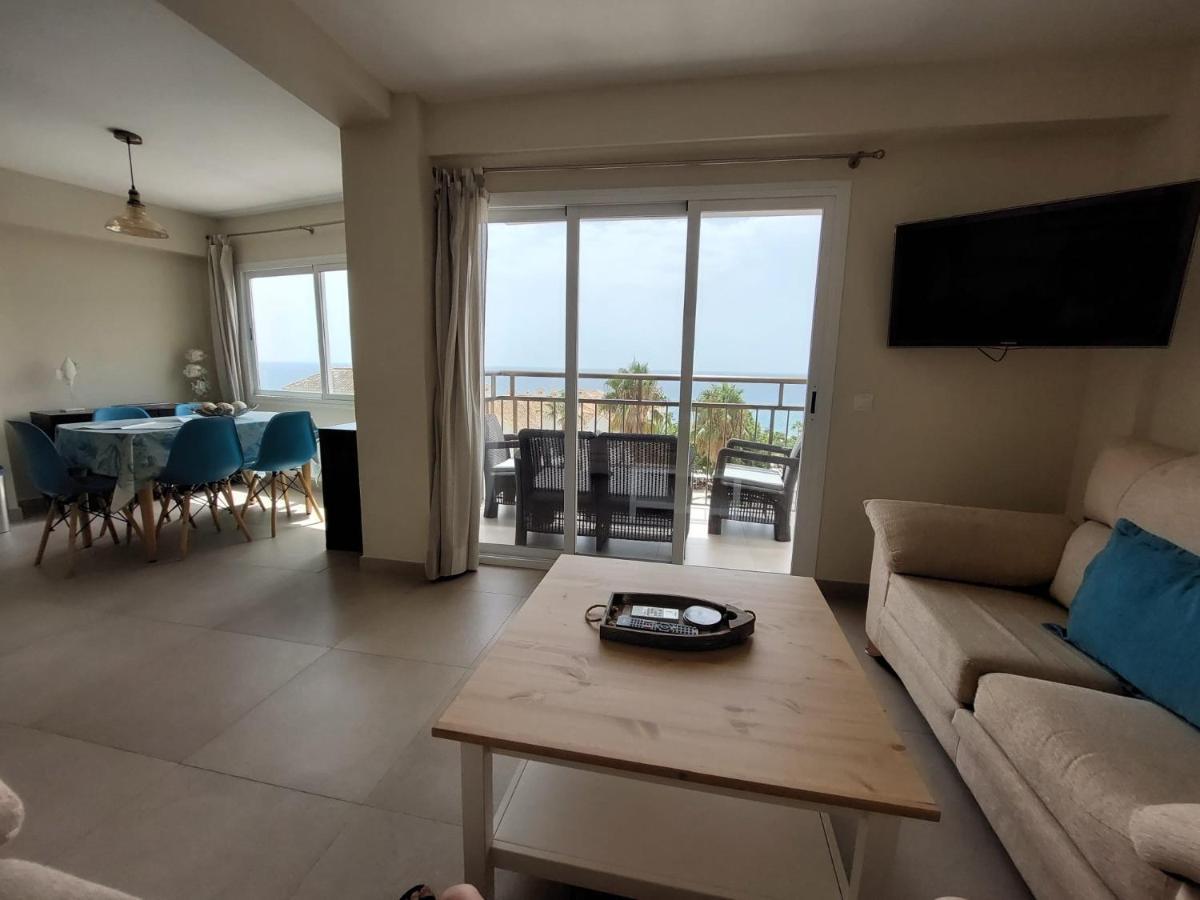 Apartamento Frente Al Mar En La Torrecilla Nerja Dış mekan fotoğraf